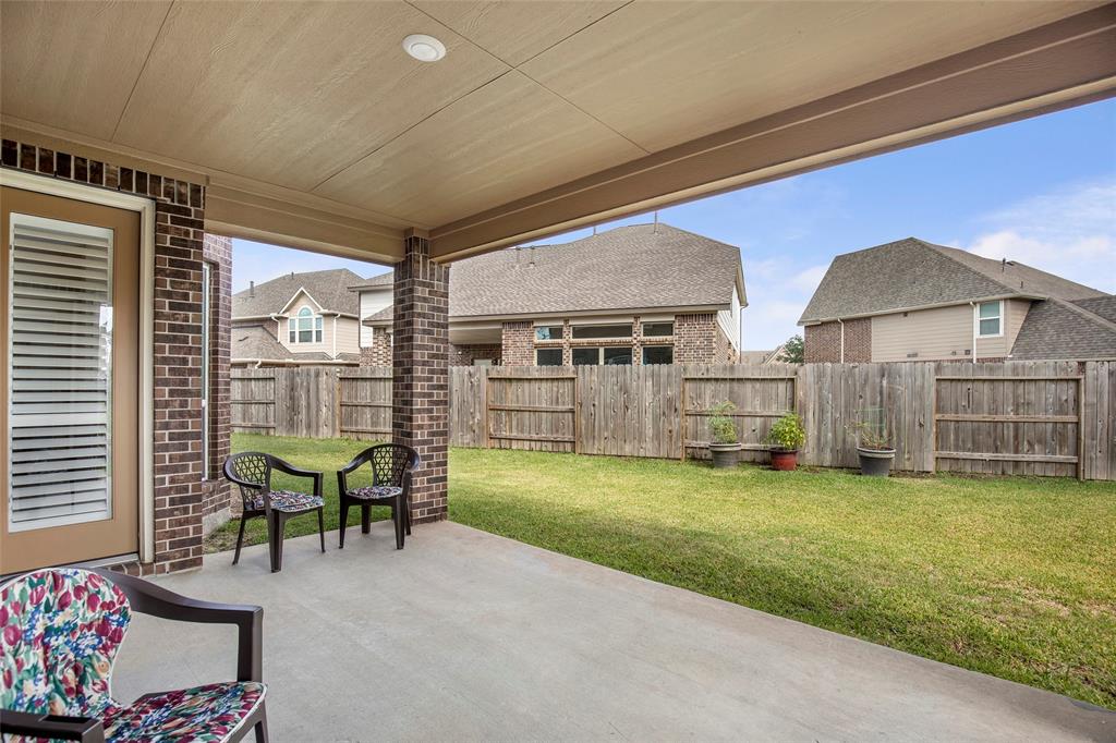 17108 2 Numid Lake Court, Houston, Texas 77044, 4 Bedrooms Bedrooms, 11 Rooms Rooms,3 BathroomsBathrooms,Single-family,For Sale,Numid Lake,65214378