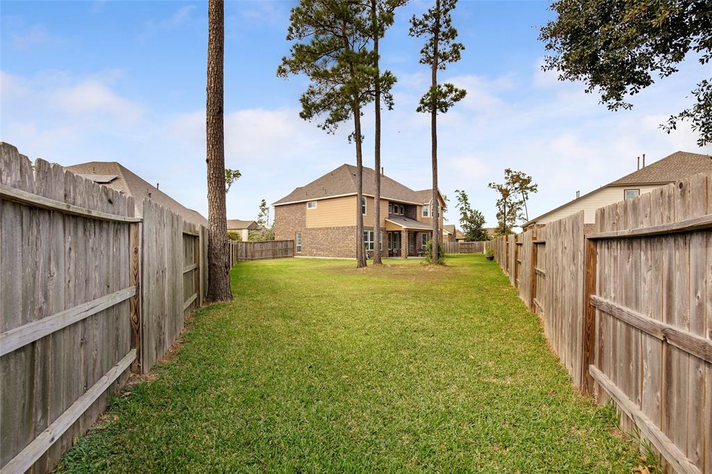 17108 2 Numid Lake Court, Houston, Texas 77044, 4 Bedrooms Bedrooms, 11 Rooms Rooms,3 BathroomsBathrooms,Single-family,For Sale,Numid Lake,65214378