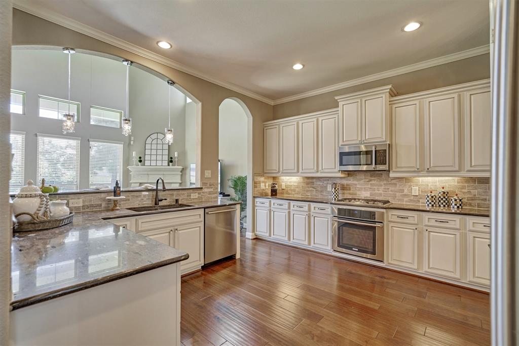 120 2 Kate Place Court, Montgomery, Texas 77316, 4 Bedrooms Bedrooms, 11 Rooms Rooms,3 BathroomsBathrooms,Single-family,For Sale,Kate Place,84739343