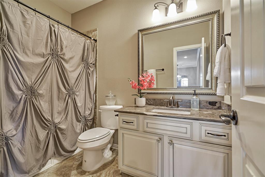 120 2 Kate Place Court, Montgomery, Texas 77316, 4 Bedrooms Bedrooms, 11 Rooms Rooms,3 BathroomsBathrooms,Single-family,For Sale,Kate Place,84739343