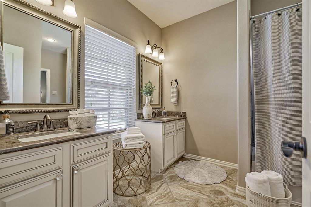 120 2 Kate Place Court, Montgomery, Texas 77316, 4 Bedrooms Bedrooms, 11 Rooms Rooms,3 BathroomsBathrooms,Single-family,For Sale,Kate Place,84739343