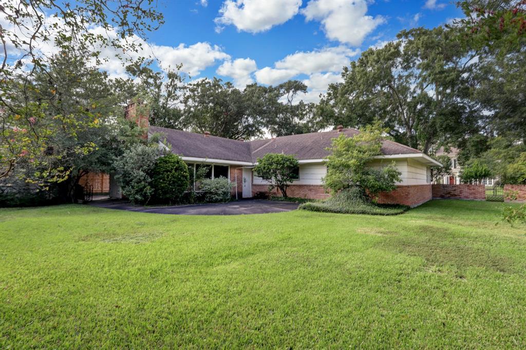5375 1 Tilbury Drive, Houston, Texas 77056, 2 Bedrooms Bedrooms, 6 Rooms Rooms,2 BathroomsBathrooms,Single-family,For Sale,Tilbury,53046127