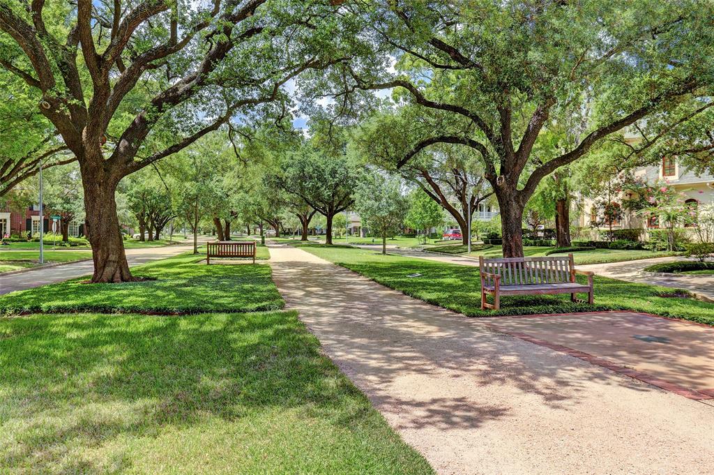 5375 1 Tilbury Drive, Houston, Texas 77056, 2 Bedrooms Bedrooms, 6 Rooms Rooms,2 BathroomsBathrooms,Single-family,For Sale,Tilbury,53046127