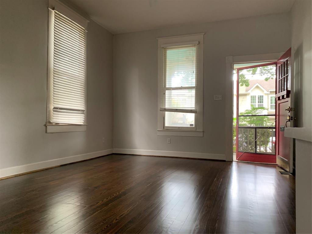 606 2 Drew Street, Houston, Texas 77006, 2 Bedrooms Bedrooms, ,2 BathroomsBathrooms,Multi-family,For Sale,Drew,64066327