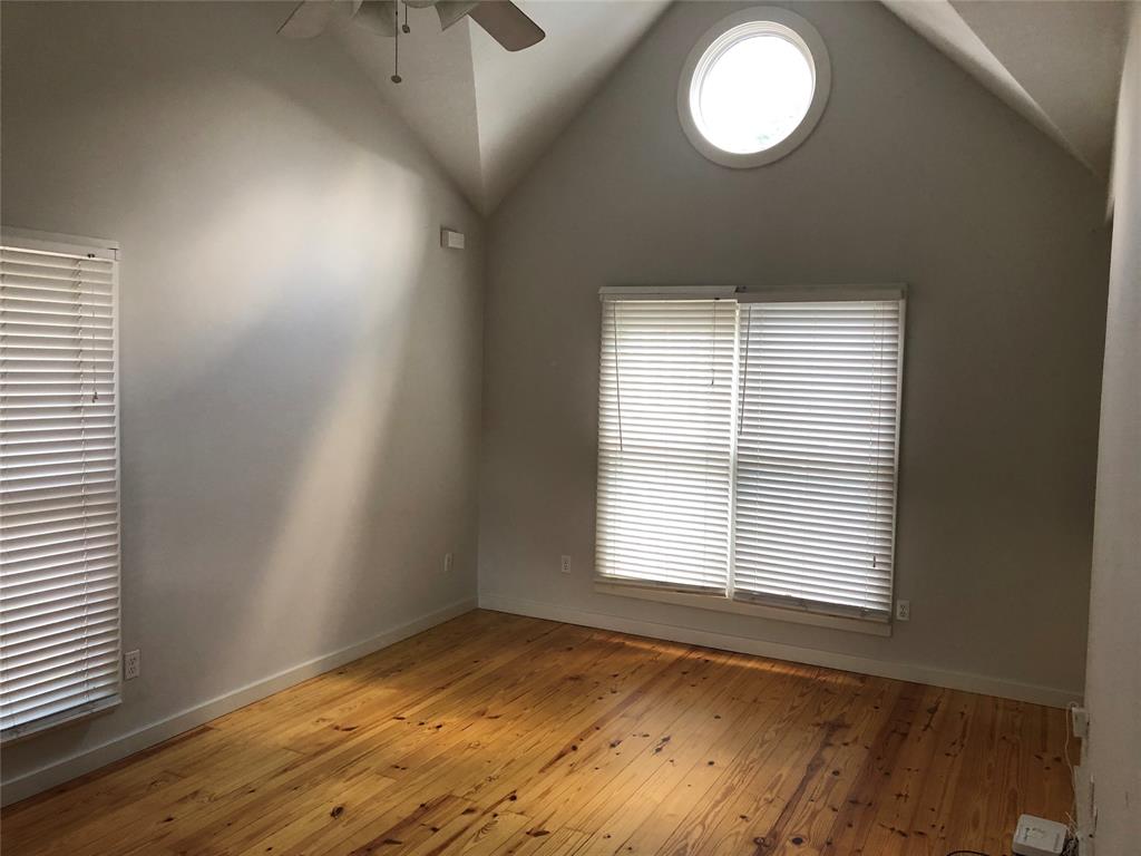 606 2 Drew Street, Houston, Texas 77006, 2 Bedrooms Bedrooms, ,2 BathroomsBathrooms,Multi-family,For Sale,Drew,64066327