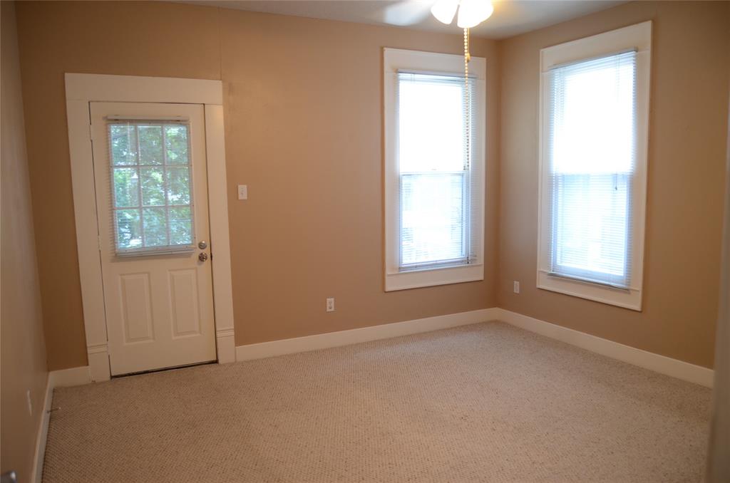 606 2 Drew Street, Houston, Texas 77006, 2 Bedrooms Bedrooms, ,2 BathroomsBathrooms,Multi-family,For Sale,Drew,64066327