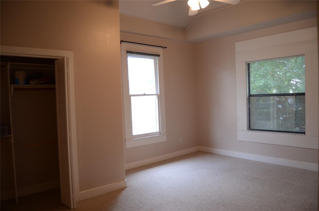 606 2 Drew Street, Houston, Texas 77006, 2 Bedrooms Bedrooms, ,2 BathroomsBathrooms,Multi-family,For Sale,Drew,64066327