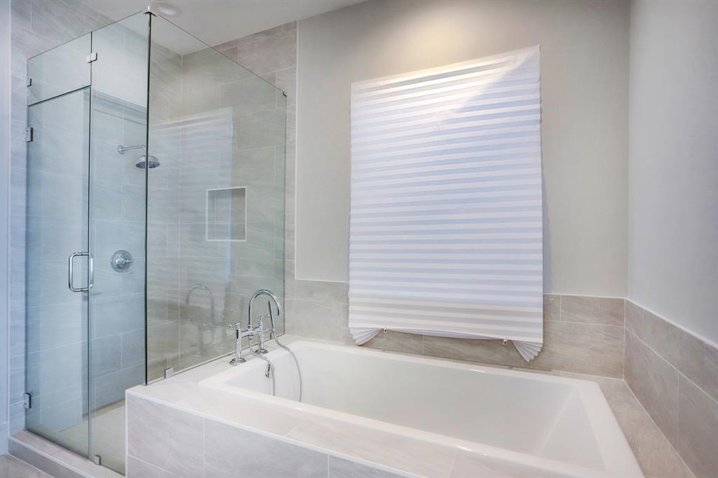 2230 2 Potomac, Houston, Texas 77057, 4 Bedrooms Bedrooms, 10 Rooms Rooms,4 BathroomsBathrooms,Single-family,For Sale,Potomac,82289137