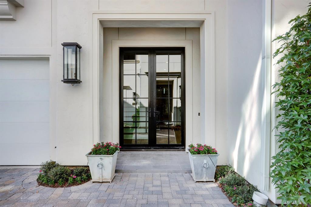 2230 2 Potomac, Houston, Texas 77057, 4 Bedrooms Bedrooms, 10 Rooms Rooms,4 BathroomsBathrooms,Single-family,For Sale,Potomac,82289137