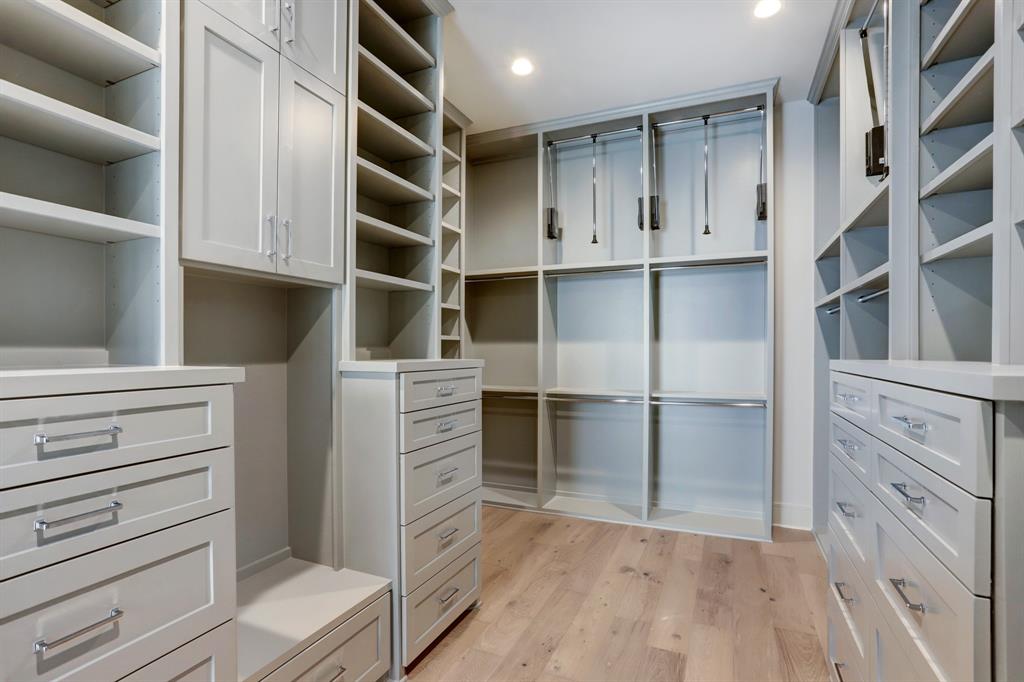 2230 2 Potomac, Houston, Texas 77057, 4 Bedrooms Bedrooms, 10 Rooms Rooms,4 BathroomsBathrooms,Single-family,For Sale,Potomac,82289137