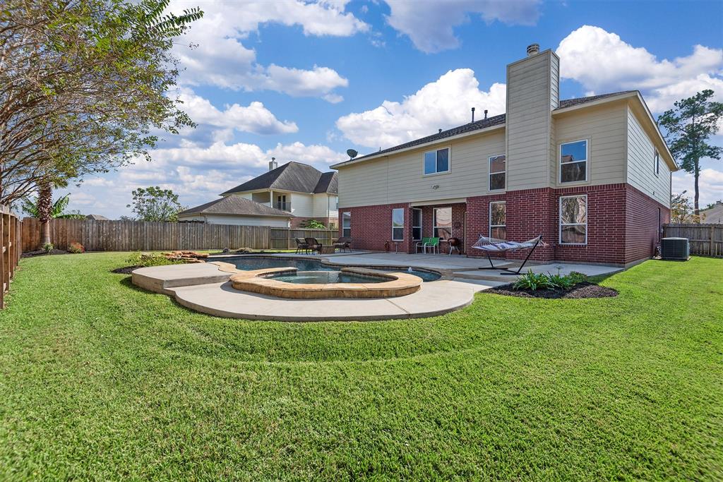 12706 2 Timber Dove Lane, Tomball, Texas 77377, 4 Bedrooms Bedrooms, 14 Rooms Rooms,3 BathroomsBathrooms,Single-family,For Sale,Timber Dove,67529307
