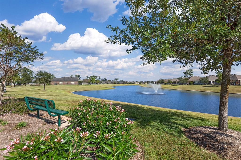 12706 2 Timber Dove Lane, Tomball, Texas 77377, 4 Bedrooms Bedrooms, 14 Rooms Rooms,3 BathroomsBathrooms,Single-family,For Sale,Timber Dove,67529307