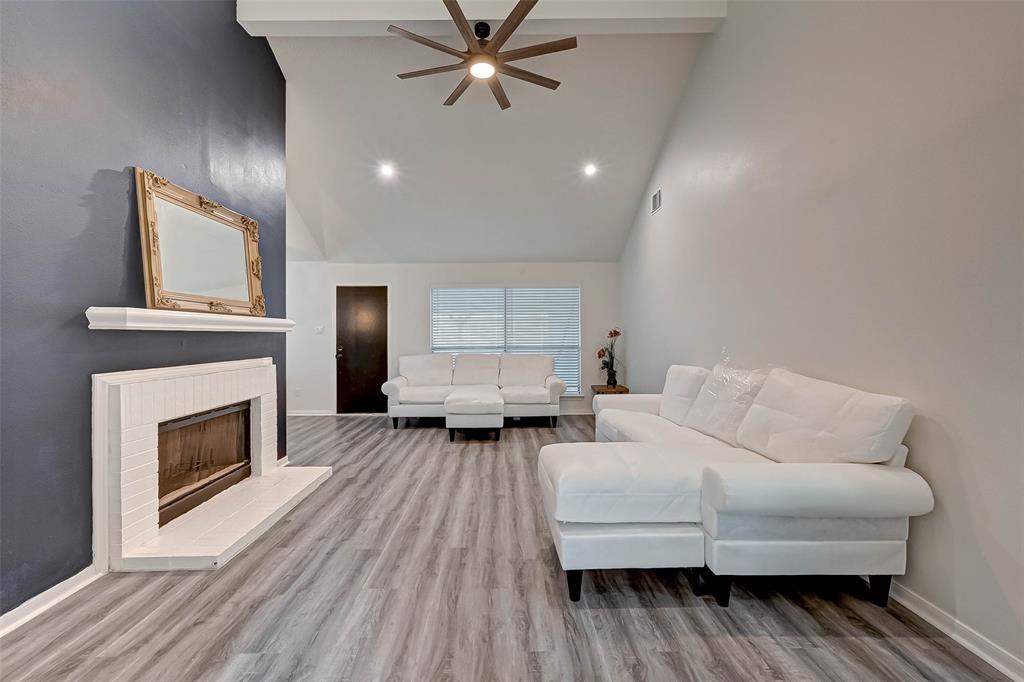 4411 2 Ireland Lane, Pasadena, Texas 77505, 4 Bedrooms Bedrooms, 4 Rooms Rooms,2 BathroomsBathrooms,Single-family,For Sale,Ireland,76049601