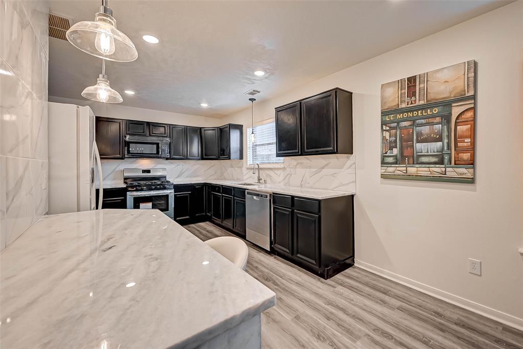4411 2 Ireland Lane, Pasadena, Texas 77505, 4 Bedrooms Bedrooms, 4 Rooms Rooms,2 BathroomsBathrooms,Single-family,For Sale,Ireland,76049601