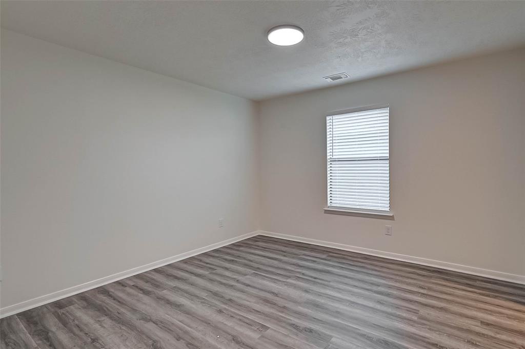4411 2 Ireland Lane, Pasadena, Texas 77505, 4 Bedrooms Bedrooms, 4 Rooms Rooms,2 BathroomsBathrooms,Single-family,For Sale,Ireland,76049601