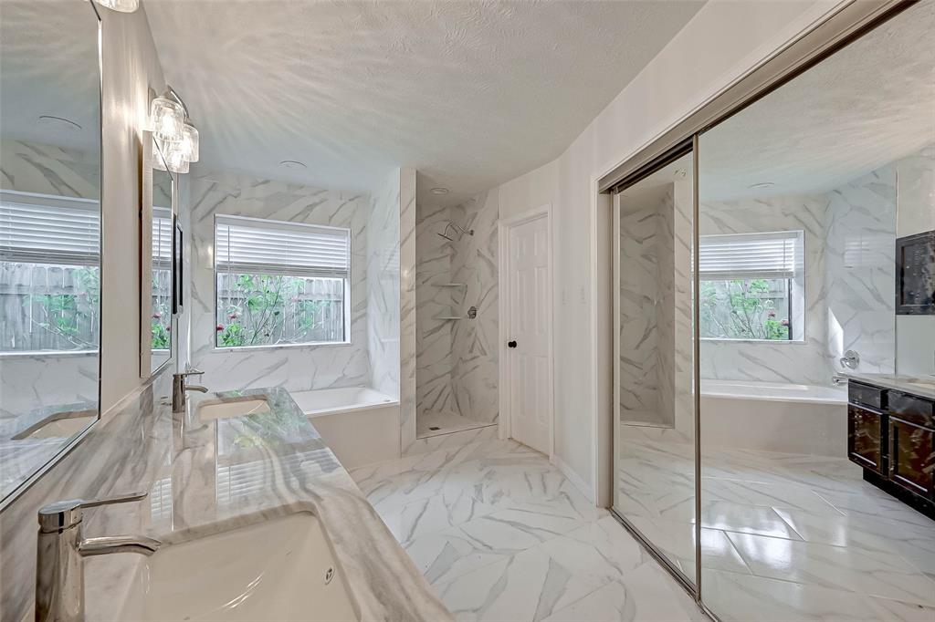 4411 2 Ireland Lane, Pasadena, Texas 77505, 4 Bedrooms Bedrooms, 4 Rooms Rooms,2 BathroomsBathrooms,Single-family,For Sale,Ireland,76049601