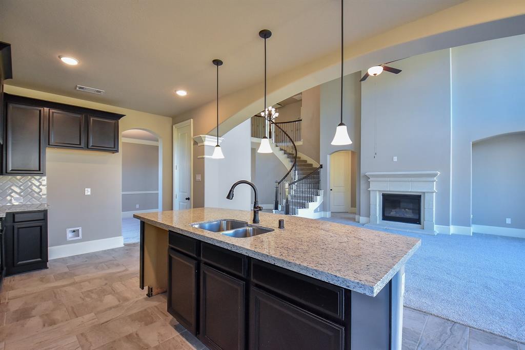 26615 2 Vega Pointe Lane, Richmond, Texas 77406, 5 Bedrooms Bedrooms, 11 Rooms Rooms,4 BathroomsBathrooms,Single-family,For Sale,Vega Pointe,59411317