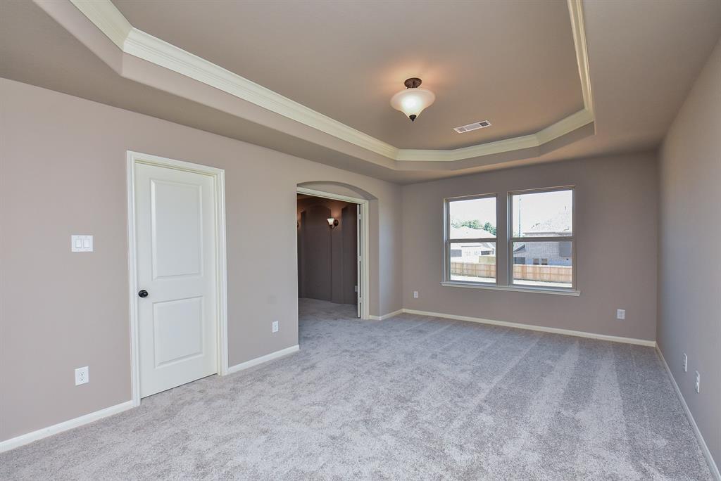 26615 2 Vega Pointe Lane, Richmond, Texas 77406, 5 Bedrooms Bedrooms, 11 Rooms Rooms,4 BathroomsBathrooms,Single-family,For Sale,Vega Pointe,59411317