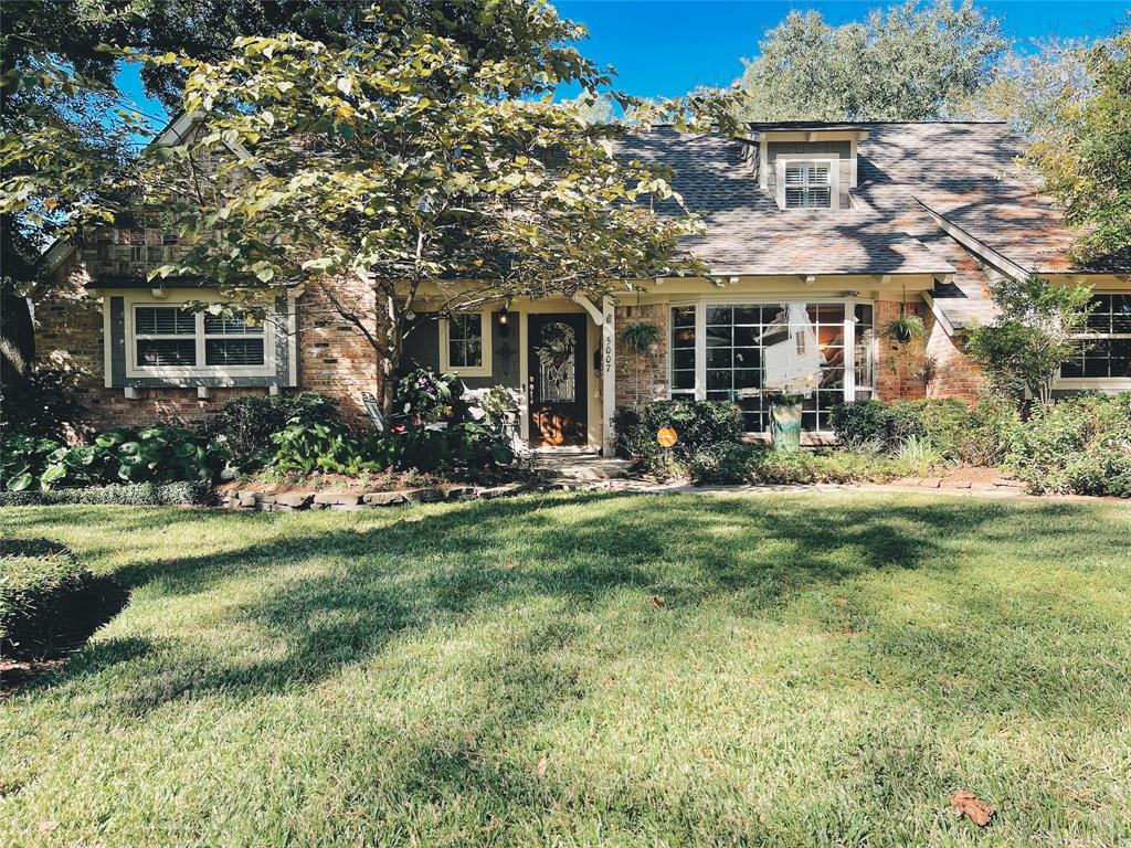 5007 2 Hollow Bend Ct, Court, Houston, Texas 77018, 4 Bedrooms Bedrooms, 8 Rooms Rooms,2 BathroomsBathrooms,Single-family,For Sale,Hollow Bend Ct,27615718