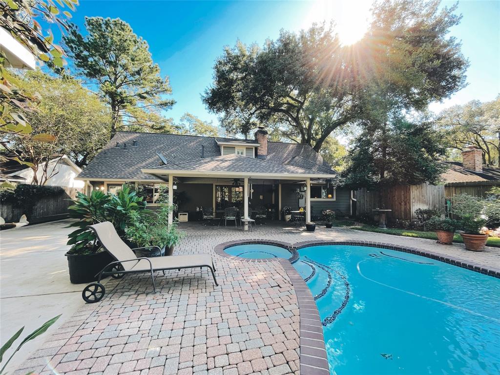 5007 2 Hollow Bend Ct, Court, Houston, Texas 77018, 4 Bedrooms Bedrooms, 8 Rooms Rooms,2 BathroomsBathrooms,Single-family,For Sale,Hollow Bend Ct,27615718