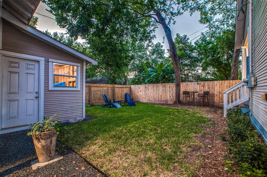 207 1 Vincent Street, Houston, Texas 77009, 2 Bedrooms Bedrooms, 4 Rooms Rooms,2 BathroomsBathrooms,Single-family,For Sale,Vincent,55590585