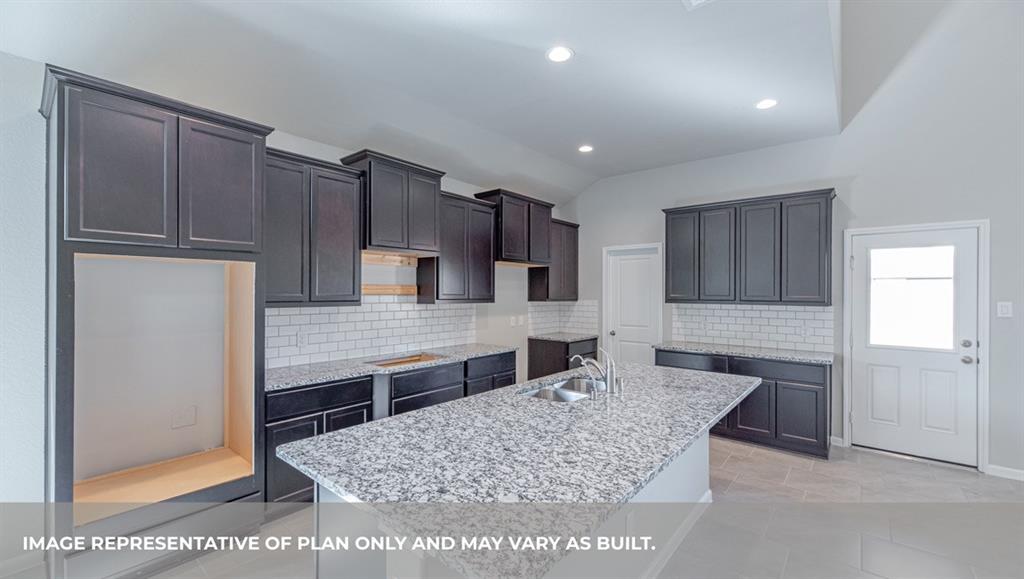 29254 2 Pikes Peak Drive, Katy, Texas 77494, 5 Bedrooms Bedrooms, 11 Rooms Rooms,3 BathroomsBathrooms,Single-family,For Sale,Pikes Peak,81750348