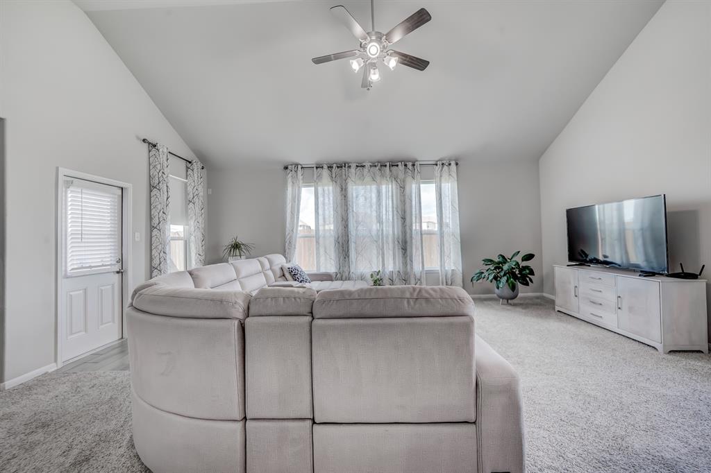 16380 2 Snowy Egret Lane, Conroe, Texas 77385, 4 Bedrooms Bedrooms, 4 Rooms Rooms,2 BathroomsBathrooms,Single-family,For Sale,Snowy Egret,67652757