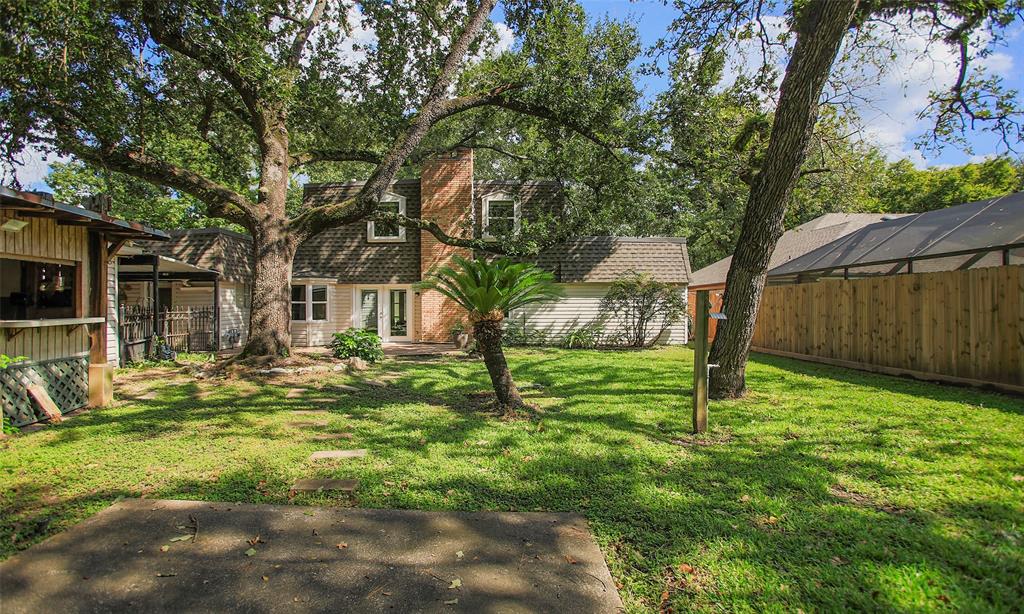 1923 2 Triway Lane, Houston, Texas 77043, 4 Bedrooms Bedrooms, 14 Rooms Rooms,2 BathroomsBathrooms,Single-family,For Sale,Triway,15191588