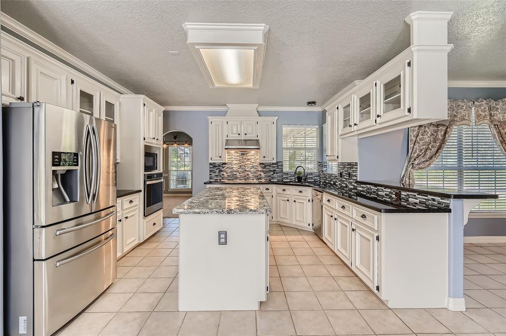 16675 2 Stonecrest Drive, Conroe, Texas 77302, 4 Bedrooms Bedrooms, 11 Rooms Rooms,3 BathroomsBathrooms,Single-family,For Sale,Stonecrest,77358450
