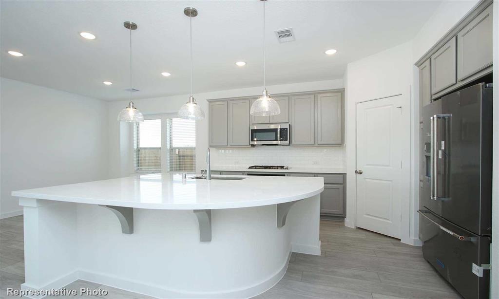 5015 2 Hazel Orchard Drive, Houston, Texas 77066, 4 Bedrooms Bedrooms, 4 Rooms Rooms,2 BathroomsBathrooms,Single-family,For Sale,Hazel Orchard,86539597