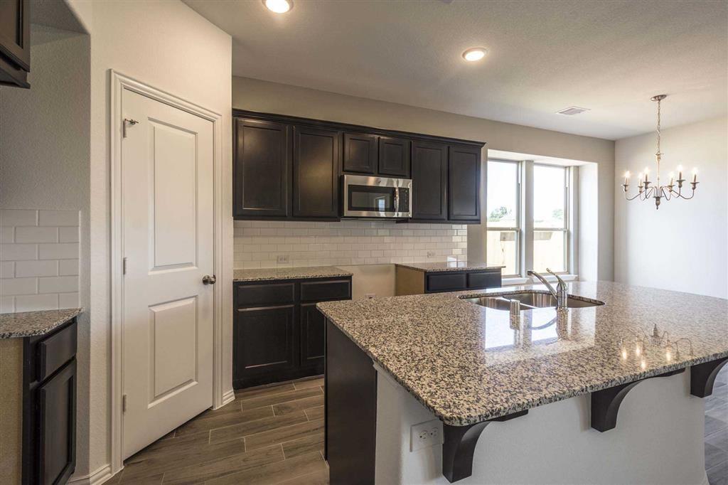 5015 2 Hazel Orchard Drive, Houston, Texas 77066, 4 Bedrooms Bedrooms, 4 Rooms Rooms,2 BathroomsBathrooms,Single-family,For Sale,Hazel Orchard,86539597