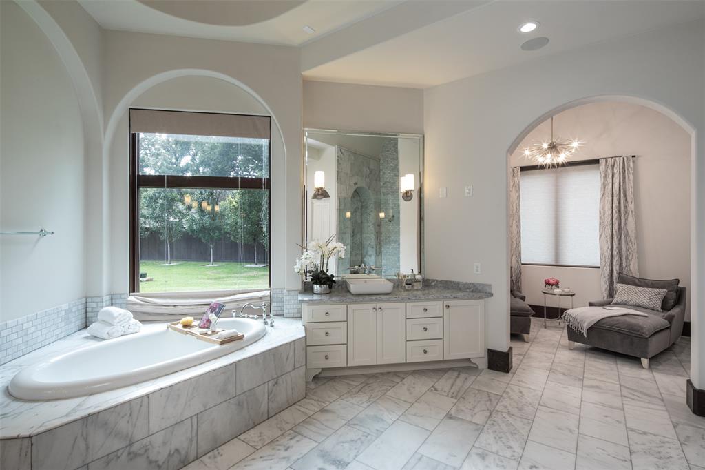 9 2 Gage Court, Houston, Texas 77024, 5 Bedrooms Bedrooms, 14 Rooms Rooms,6 BathroomsBathrooms,Single-family,For Sale,Gage,78565143