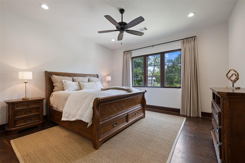 9 2 Gage Court, Houston, Texas 77024, 5 Bedrooms Bedrooms, 14 Rooms Rooms,6 BathroomsBathrooms,Single-family,For Sale,Gage,78565143
