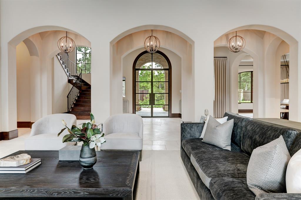 9 2 Gage Court, Houston, Texas 77024, 5 Bedrooms Bedrooms, 14 Rooms Rooms,6 BathroomsBathrooms,Single-family,For Sale,Gage,78565143