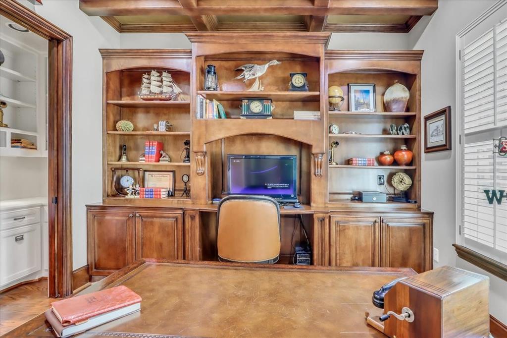 8806 2 Merlin Drive, Spring Valley Village, Texas 77055, 3 Bedrooms Bedrooms, 13 Rooms Rooms,2 BathroomsBathrooms,Single-family,For Sale,Merlin,66561022