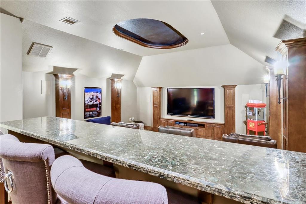 8806 2 Merlin Drive, Spring Valley Village, Texas 77055, 3 Bedrooms Bedrooms, 13 Rooms Rooms,2 BathroomsBathrooms,Single-family,For Sale,Merlin,66561022