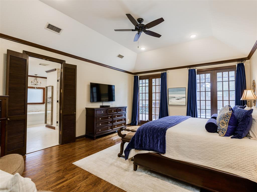 11707 1 Wendover Lane, Bunker Hill Village, Texas 77024, 5 Bedrooms Bedrooms, 15 Rooms Rooms,4 BathroomsBathrooms,Single-family,For Sale,Wendover,79292860