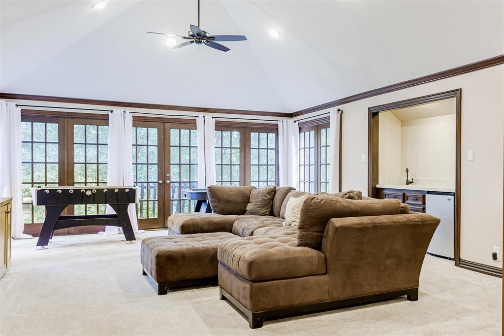 11707 1 Wendover Lane, Bunker Hill Village, Texas 77024, 5 Bedrooms Bedrooms, 15 Rooms Rooms,4 BathroomsBathrooms,Single-family,For Sale,Wendover,79292860