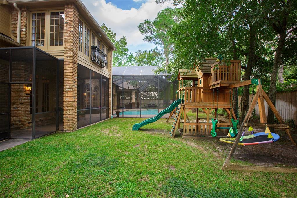 11707 1 Wendover Lane, Bunker Hill Village, Texas 77024, 5 Bedrooms Bedrooms, 15 Rooms Rooms,4 BathroomsBathrooms,Single-family,For Sale,Wendover,79292860