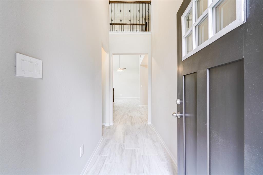 943 2 Willowick Bay Drive, Houston, Texas 77090, 4 Bedrooms Bedrooms, 13 Rooms Rooms,3 BathroomsBathrooms,Single-family,For Sale,Willowick Bay,73010587