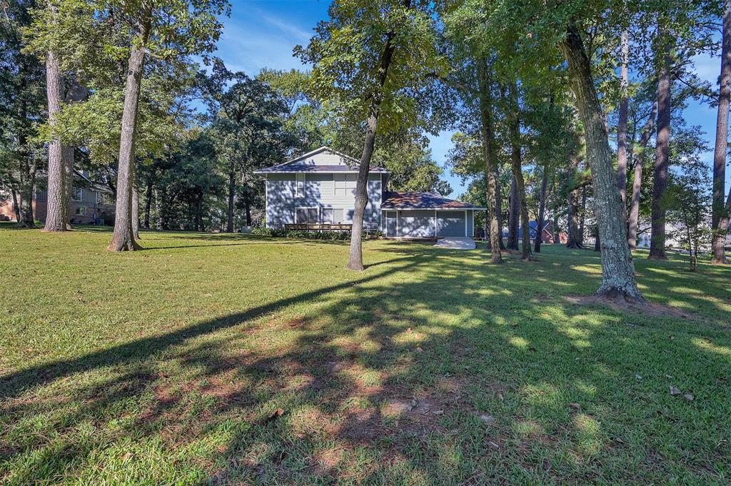 14019 2 Lakepoint Drive, Willis, Texas 77318, 4 Bedrooms Bedrooms, 7 Rooms Rooms,2 BathroomsBathrooms,Single-family,For Sale,Lakepoint,94221027