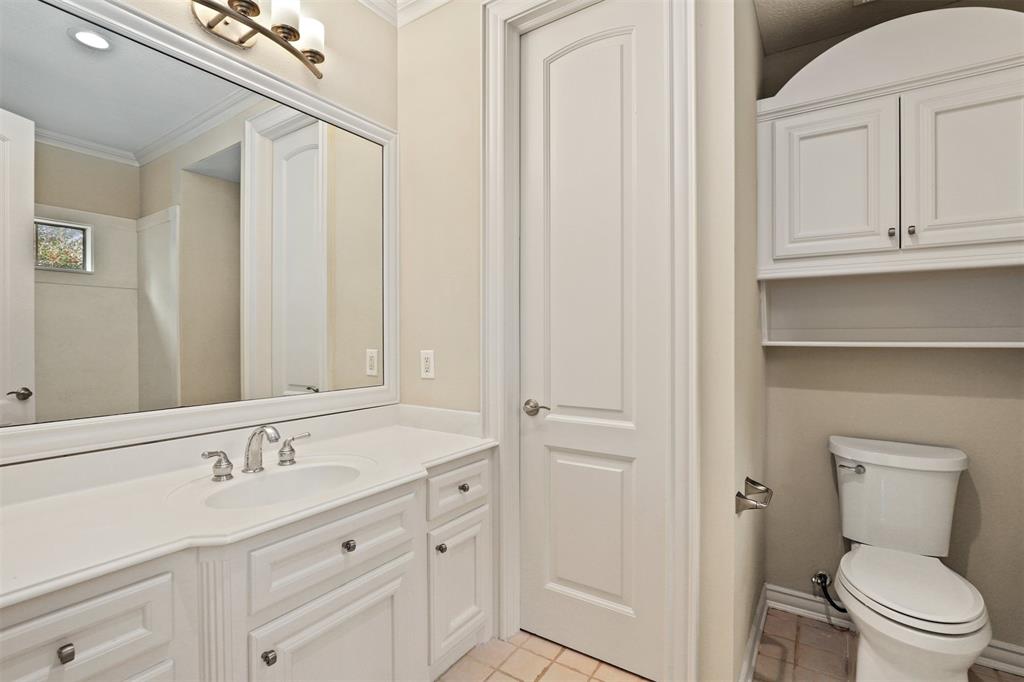 19 2 Hunnewell Way, The Woodlands, Texas 77382, 5 Bedrooms Bedrooms, 5 Rooms Rooms,6 BathroomsBathrooms,Single-family,For Sale,Hunnewell,67746542