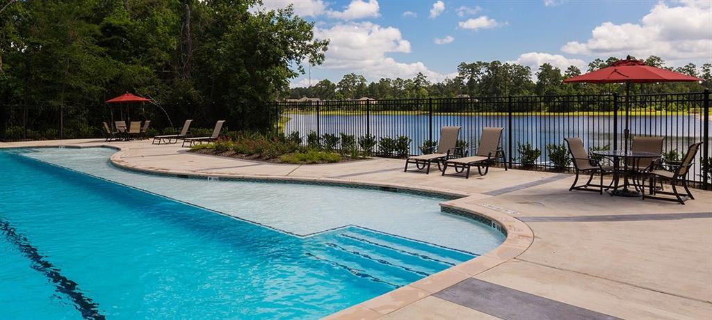 1358 1 Knollbridge Point Lane, Pinehurst, Texas 77362, 4 Bedrooms Bedrooms, 10 Rooms Rooms,3 BathroomsBathrooms,Single-family,For Sale,Knollbridge Point,62105906
