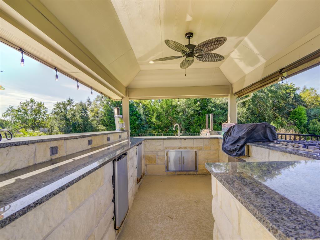 315 2 Lago Circle, Santa Fe, Texas 77517, 5 Bedrooms Bedrooms, 14 Rooms Rooms,3 BathroomsBathrooms,Single-family,For Sale,Lago Circle,73902752