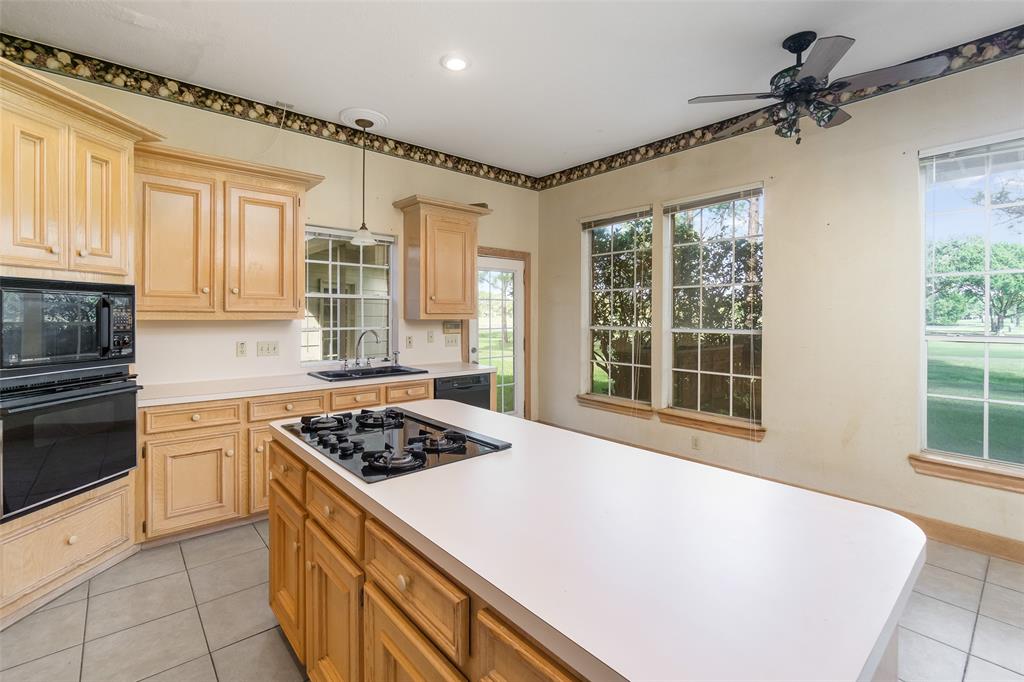 3024 2 Sea Pines Place, League City, Texas 77573, 3 Bedrooms Bedrooms, 6 Rooms Rooms,2 BathroomsBathrooms,Single-family,For Sale,Sea Pines,68611573