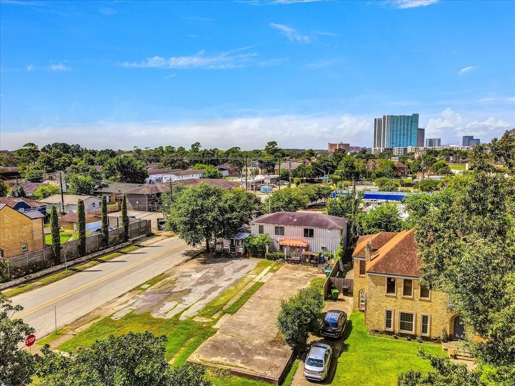 5102 1 Emancipation Avenue, Houston, Texas 77004, ,Multi-family,For Sale,Emancipation,43980383