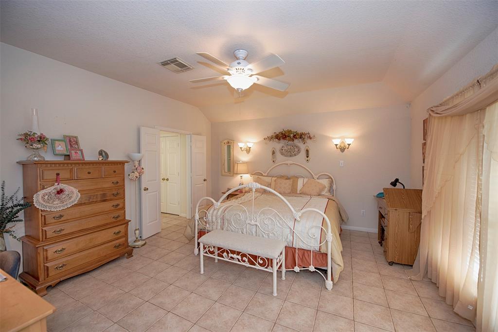 4004 1 FM 2917 Road, Alvin, Texas 77511, 2 Bedrooms Bedrooms, 7 Rooms Rooms,2 BathroomsBathrooms,Country Homes/acreage,For Sale,FM 2917,97947827