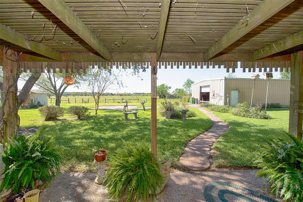 4004 1 FM 2917 Road, Alvin, Texas 77511, 2 Bedrooms Bedrooms, 7 Rooms Rooms,2 BathroomsBathrooms,Country Homes/acreage,For Sale,FM 2917,97947827