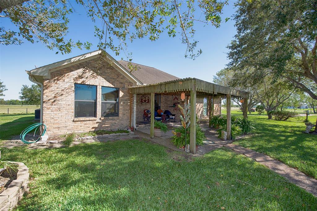 4004 1 FM 2917 Road, Alvin, Texas 77511, 2 Bedrooms Bedrooms, 7 Rooms Rooms,2 BathroomsBathrooms,Country Homes/acreage,For Sale,FM 2917,97947827