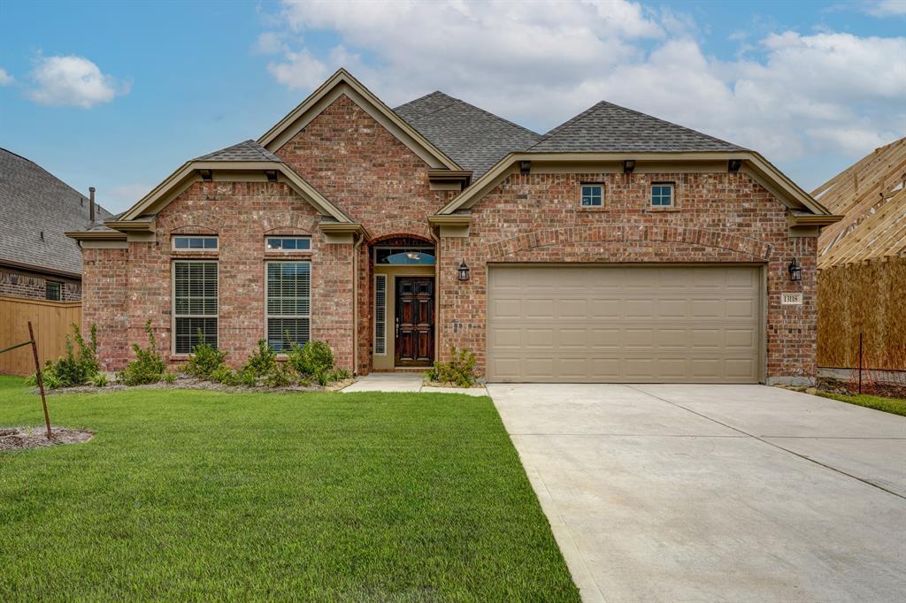 13118 1 Chateau Landing Drive, Texas City, Texas 77568, 4 Bedrooms Bedrooms, 12 Rooms Rooms,2 BathroomsBathrooms,Single-family,For Sale,Chateau Landing,53316300